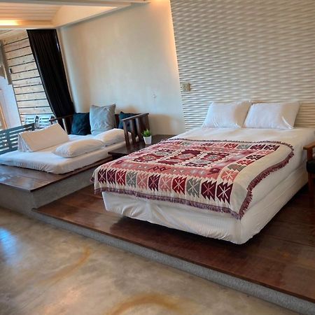 Daban Six Guest House Nanwan Exteriér fotografie