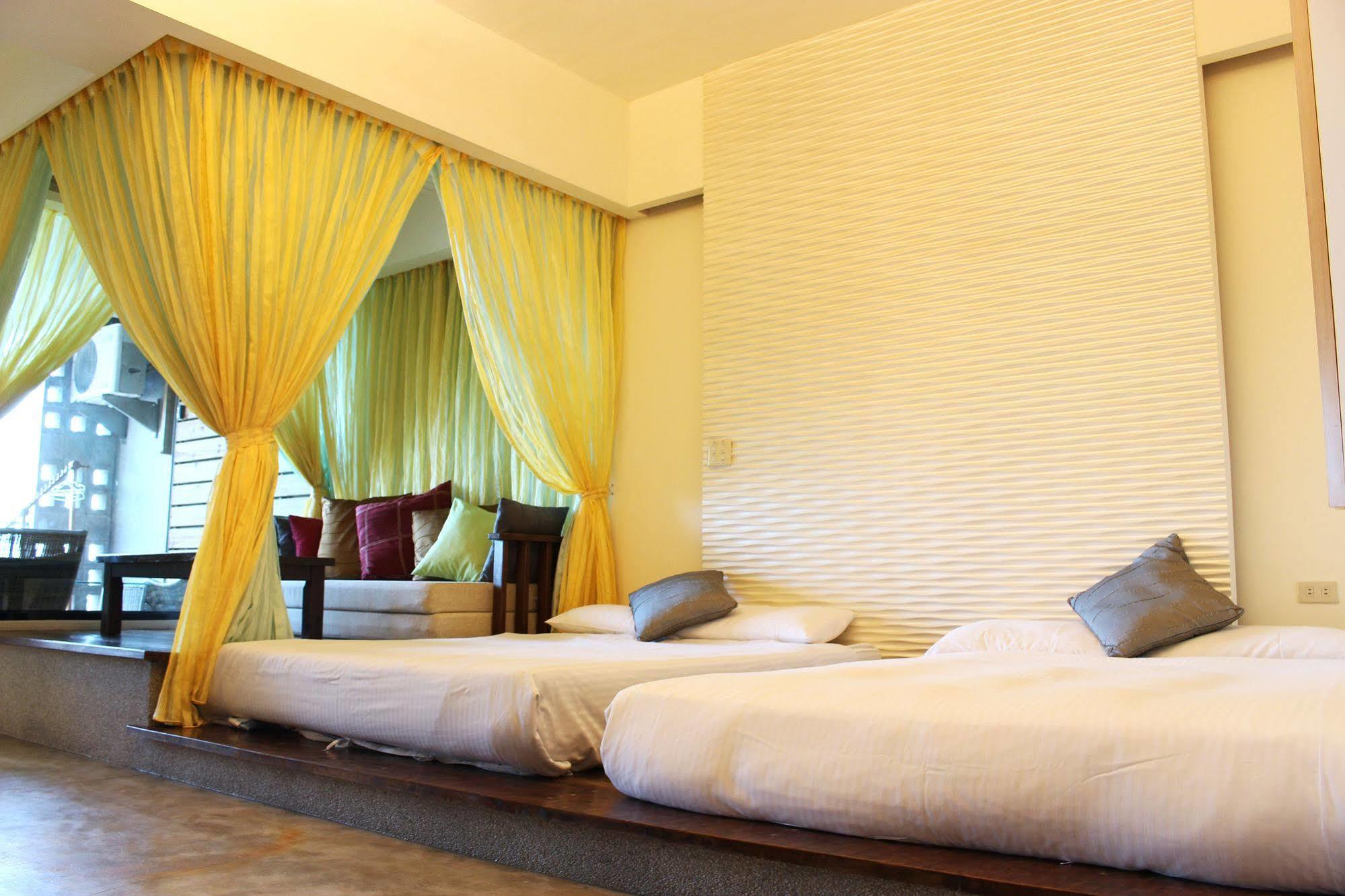 Daban Six Guest House Nanwan Exteriér fotografie