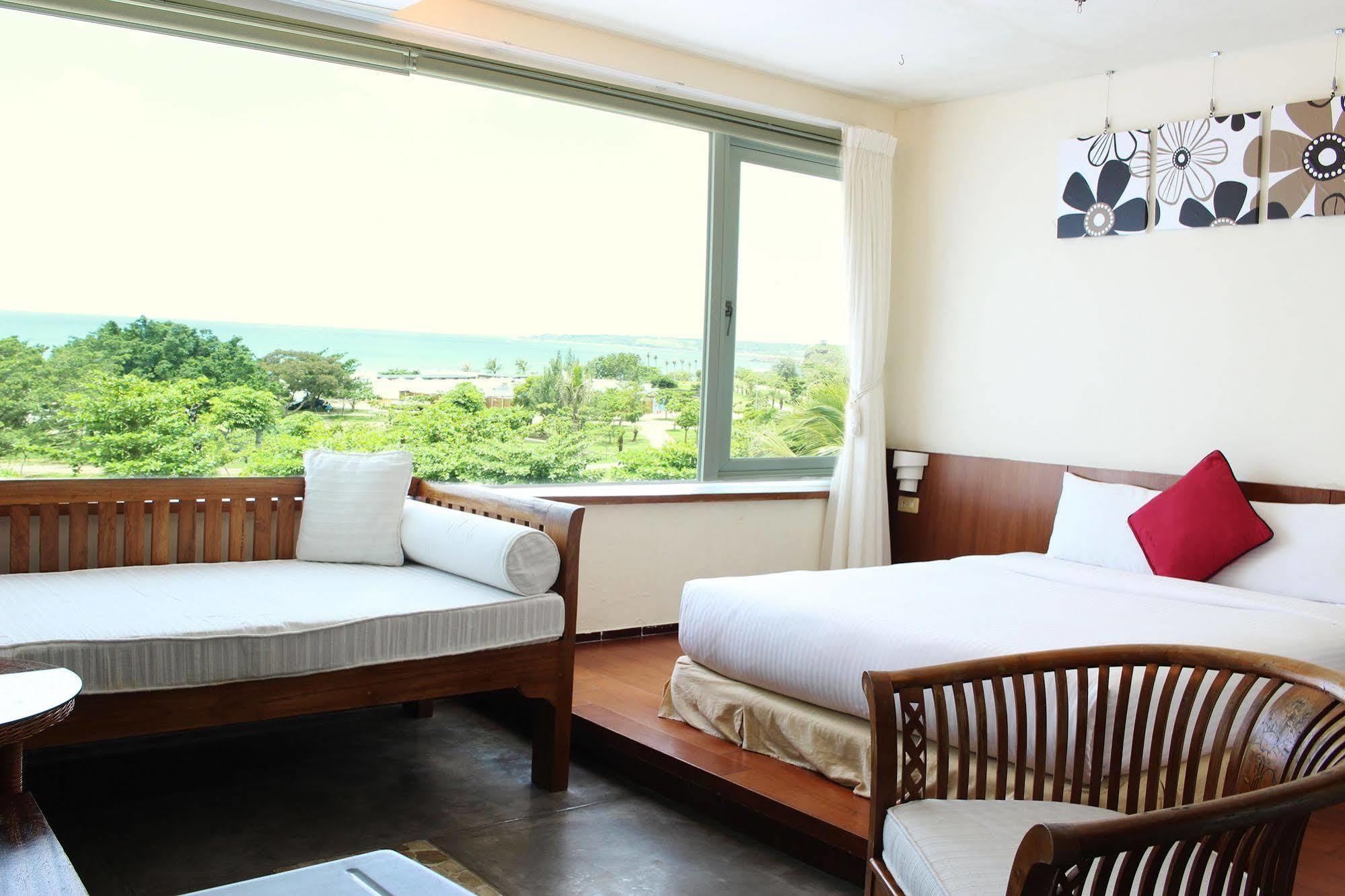 Daban Six Guest House Nanwan Exteriér fotografie