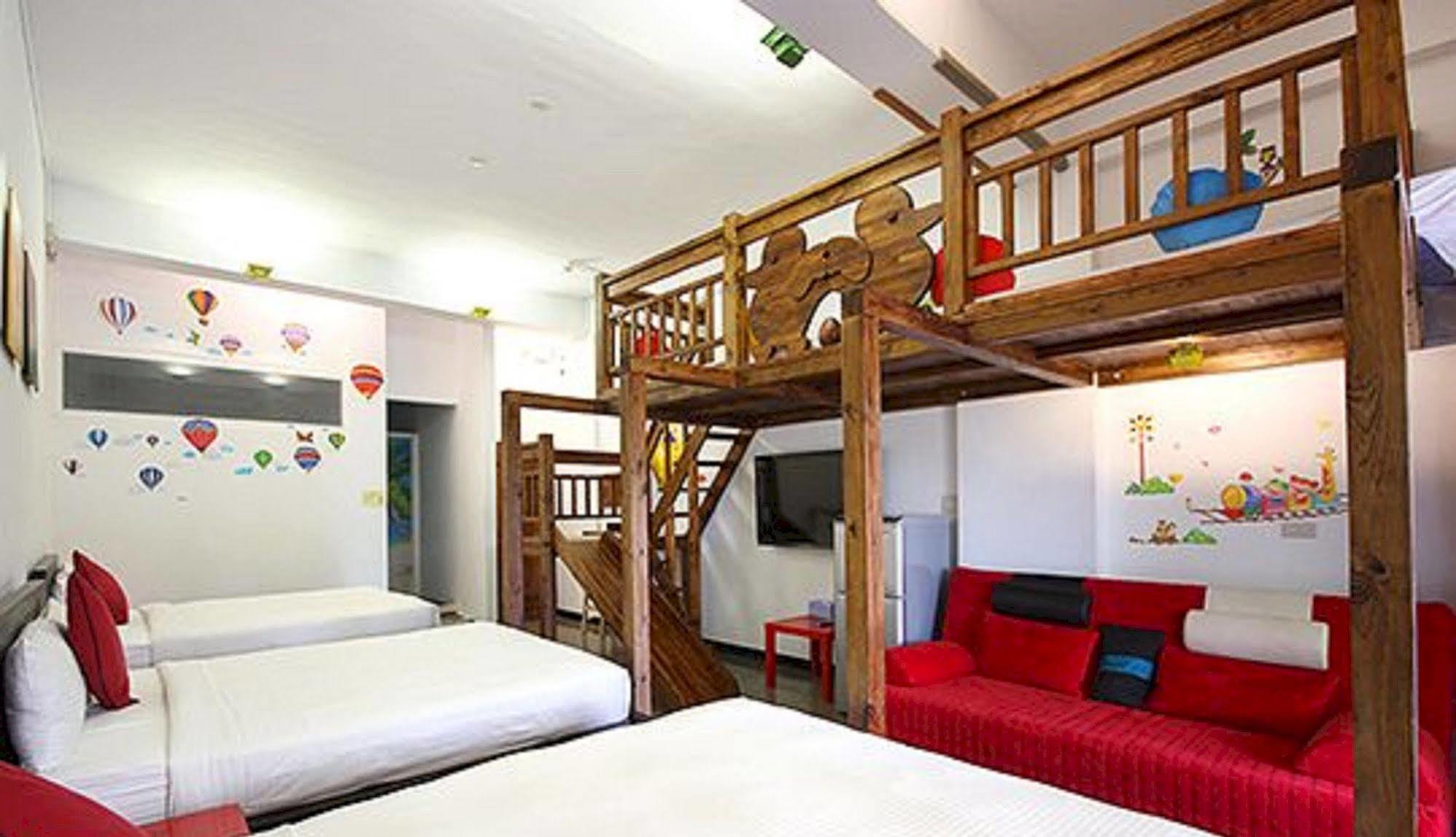 Daban Six Guest House Nanwan Exteriér fotografie