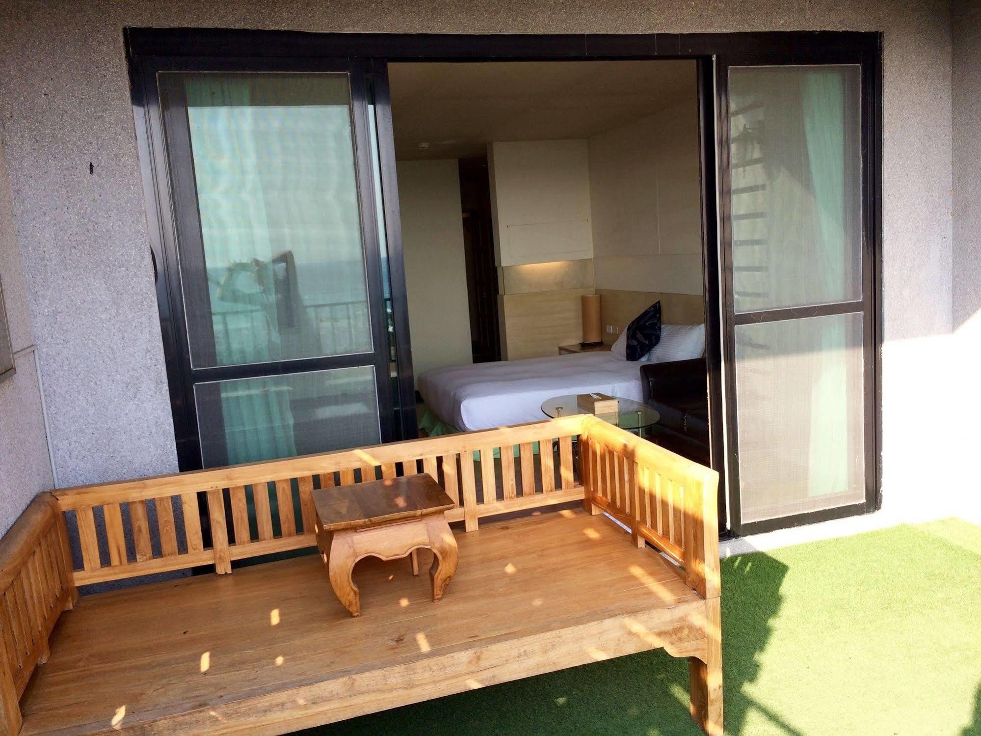 Daban Six Guest House Nanwan Exteriér fotografie
