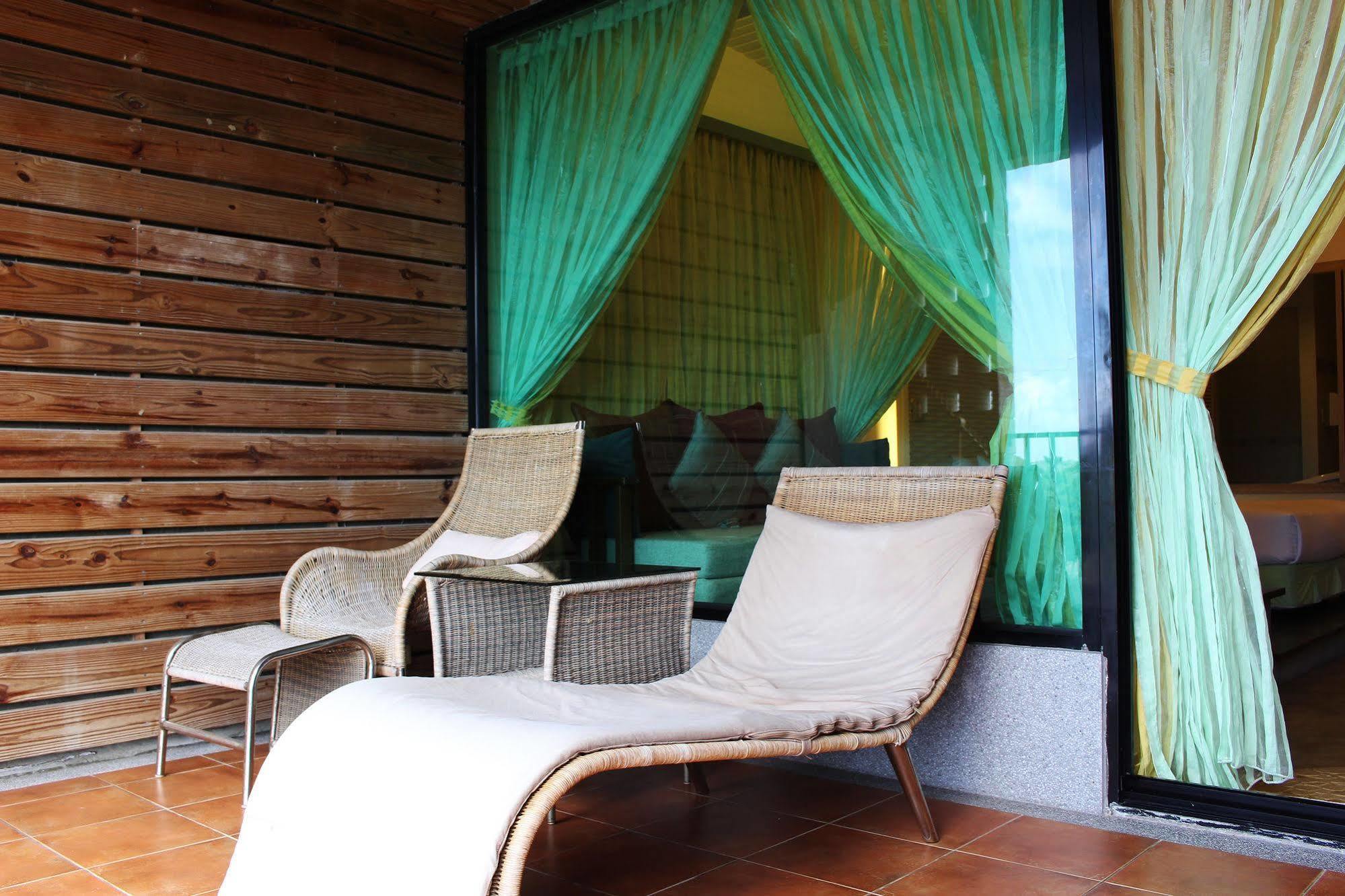 Daban Six Guest House Nanwan Exteriér fotografie